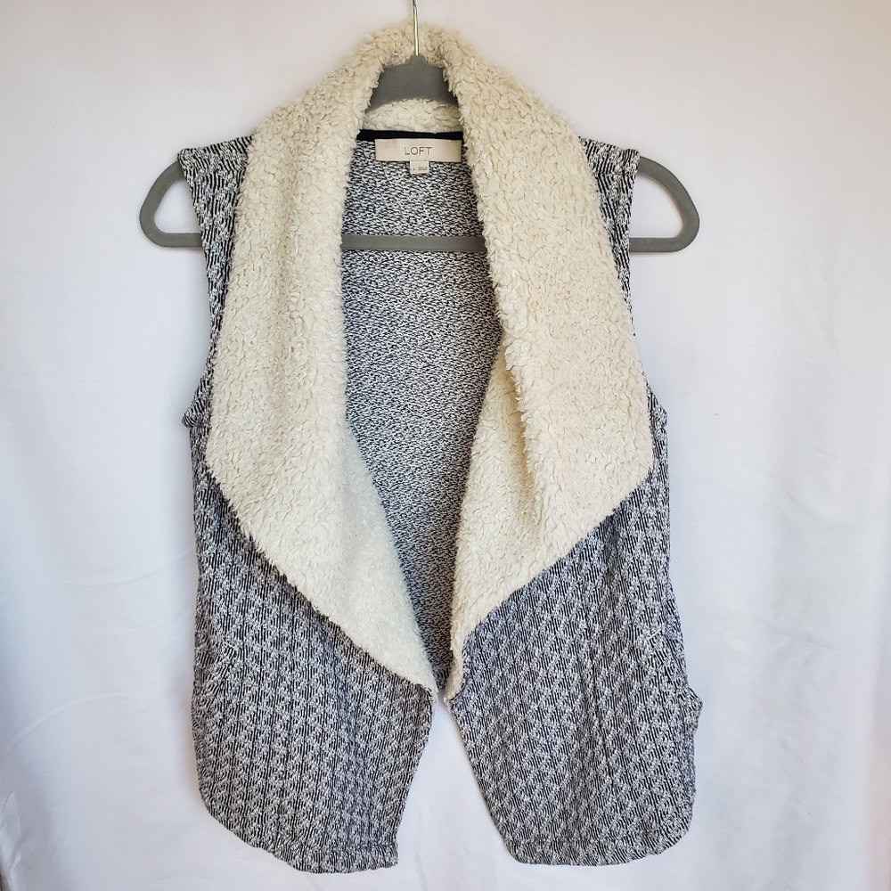 Ann Taylor Loft Black Cream Faux Fur Sherpa Vest S